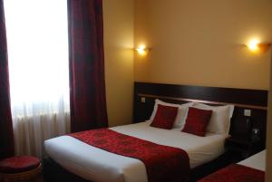 Hotels The Originals City, Hotel Cathedrale, Lisieux (Inter-Hotel) : photos des chambres