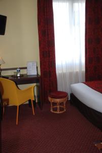 Hotels The Originals City, Hotel Cathedrale, Lisieux (Inter-Hotel) : photos des chambres