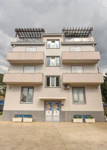 Sea Point II Apart hotel Tivat