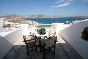 Hara Studios and Apartments Paros Greece