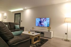 A&M House II Luxury Holidays Home