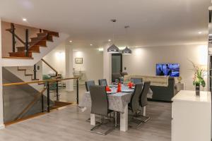 A&M House II Luxury Holidays Home