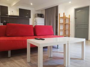 Appartements T2 Cozy proche des Halles Climatise : photos des chambres
