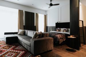 Comfy room in TG Hotel Suites Budapest