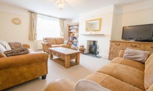Cloudbreak Braunton, Sleeps 8 - Hot Tub hire - Dog Friendly