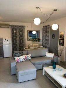 Sofias Pearl Beachfront Maisonette