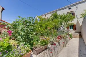 Apartment Carmen - 大洛希尼