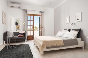 Marias Seaside Apartments