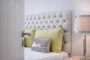 Brand New Downtown Apartment