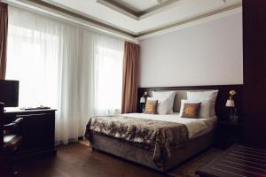 4 star Отель Menshicov Boutique Hotel Москва Россия