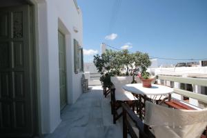 Hara Studios and Apartments Paros Greece