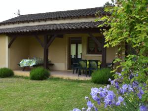 Maisons de vacances Rurally located holiday home with magnificent view close to Cazals : photos des chambres