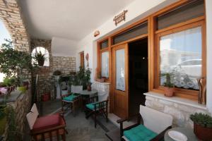 Hara Studios and Apartments Paros Greece