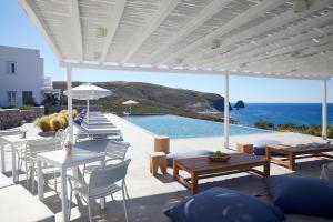 Milos Breeze Boutique Hotel Milos Greece