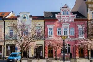 APART U LVA - Všemina