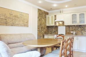 Квартира в центрі Львова вулиця Міцкевича 5, простора з гарним видом на місто