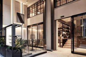 Urban Frame Plaka