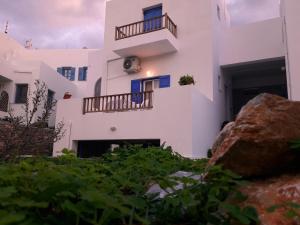 Larinaki's Studios No3 Amorgos Greece