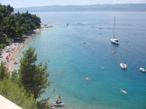 Apartments Lozina on the Beach