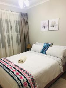 Royal Dream Apartment.