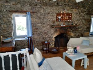 Villa Maria Nisos-Samothraki Greece