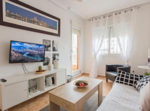 APARTAMENTO D&L CON ENCANTO- EN LOS ALCÀZARES-Totalmente equipado