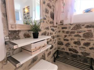 Villaki Poros House