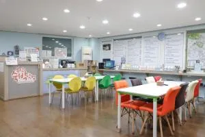 Busan Sukbak Dot Com Guesthouse - Ch'oryang-jong