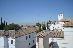 Calle Sta. Isabel la Real, 19, 18010 Granada, Spain.