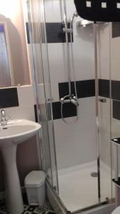 B&B / Chambres d'hotes Le Relais De Rochepaule : photos des chambres
