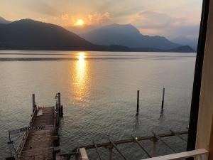 La finestra sul lago