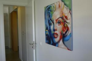 Deluxe Apartment in Vouliagmeni