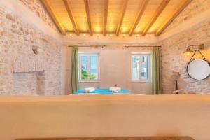 Ismini Kaminaki Beach