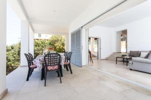 VILLA MAL PAS