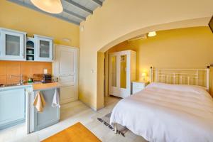 Island of Luxury Apartments Syros Greece