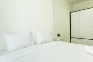 Simply and Relax 1BR at Brooklyn Alam Sutera Apartment By Travelio