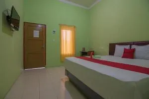 RedDoorz near Kampus UMP Purwokerto - 巴图拉登