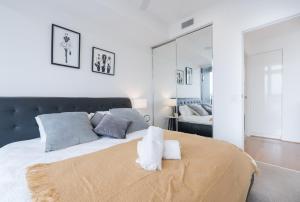 Minimalist & Warming APT - Close to CBD and Valley