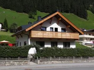 Haus Mittergries - Lanersbach