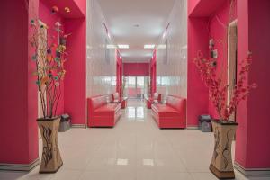 RedDoorz near MT Haryono Semarang