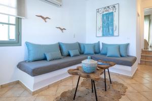 Mirabeli Apartments & Suites Milos Greece