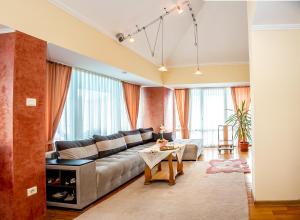 Spacious & Sunny Maisonette with Terrace near Centre by Flаt Manаger