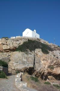 Manousos' Rooms Syros Greece