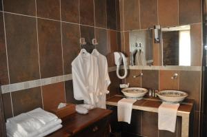 Hotels Hotel - Restaurant Le Moulin de Villiers : photos des chambres