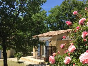 B&B / Chambres d'hotes Le Clos des Cigales : photos des chambres