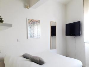 Appartements Studios Raphael : photos des chambres