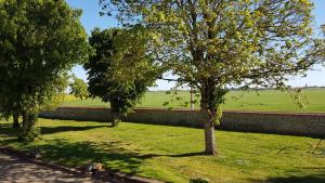 Sejours a la ferme Ferme de Mesangeon : Chambre Double