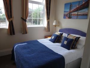 The Hillmorton Manor Hotel