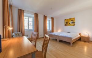 Standard Twin Room room in Gästehaus St. Ursula