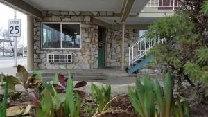 Royal Motor Inn - 彭德尔顿